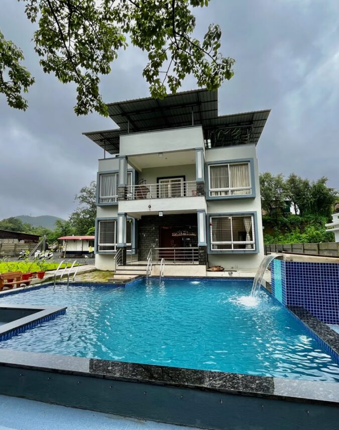6 BHK Meristem Villa, Lonavala – Private Pool, Cricket Turf & Spacious Stay